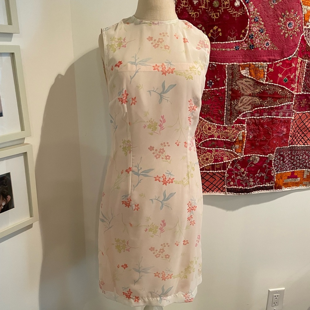 Oilily beautiful sweet dress. Women’s size 34 lined pastel floral